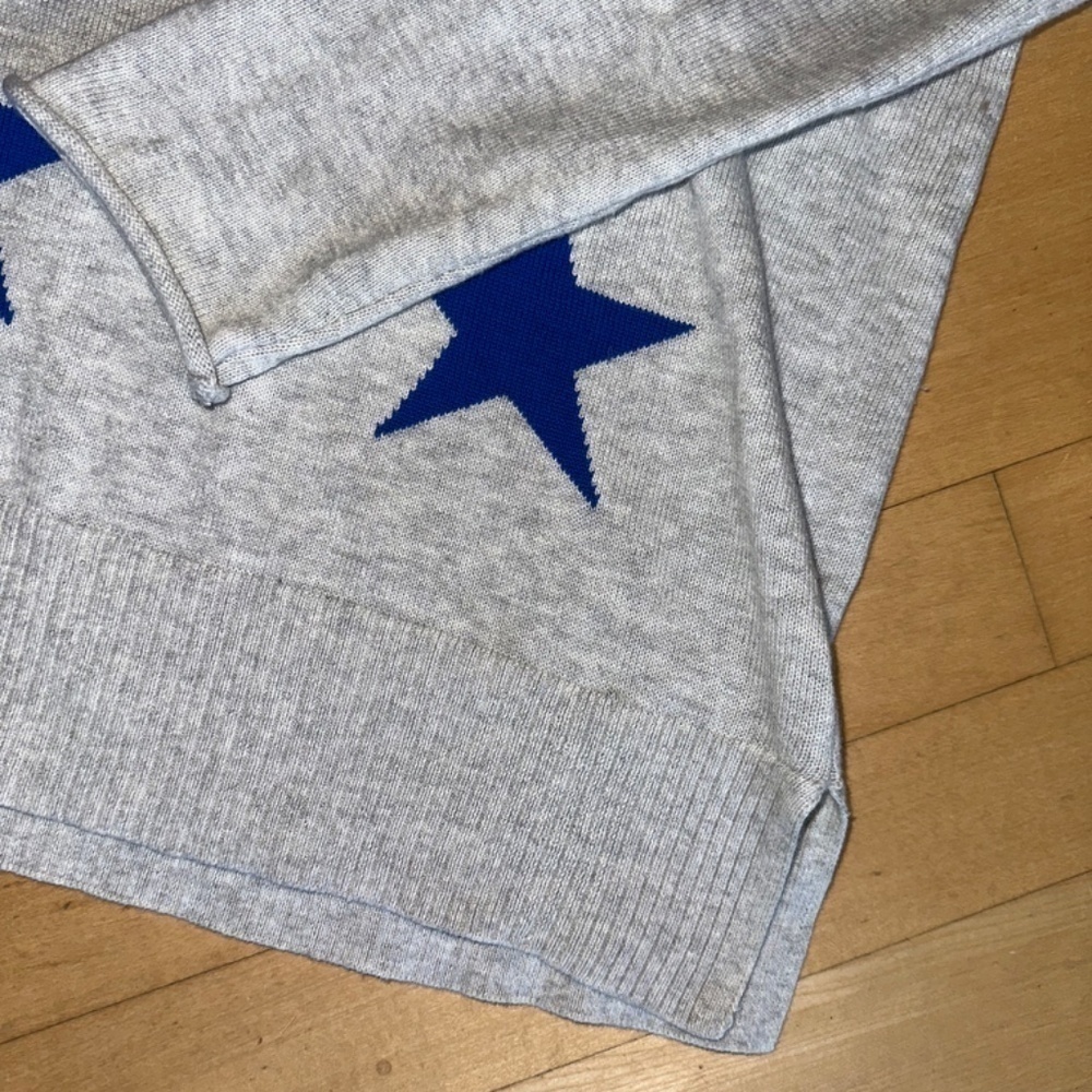 Lisa Todd Star Struck sweater, Med. CB2059 - Picture 4 of 5